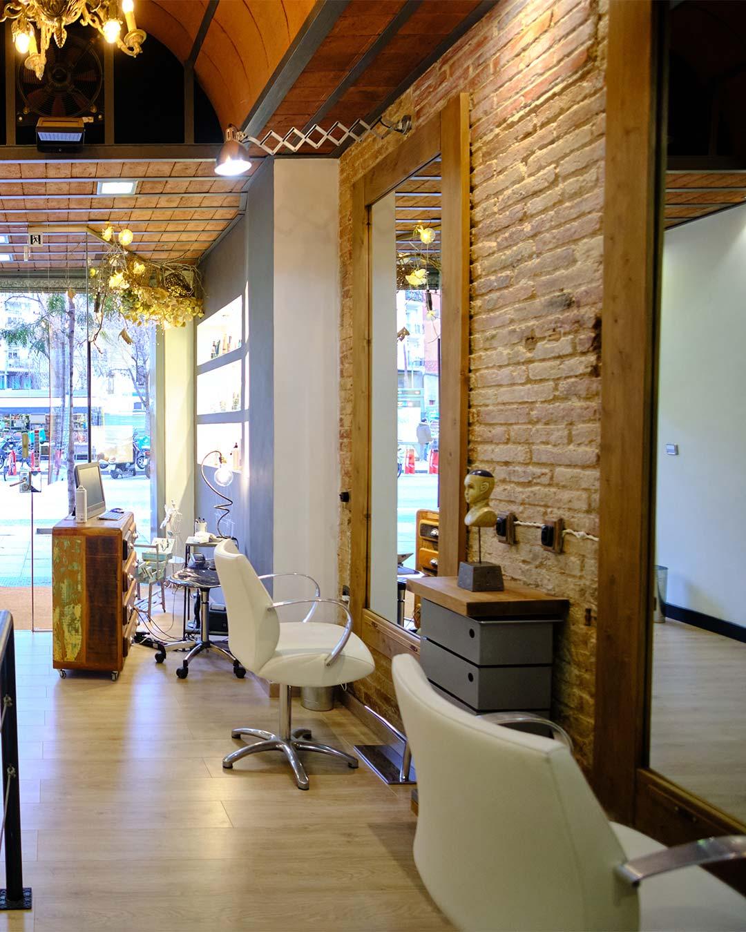 Enchanter Beauty Salon & Spa interior detail 4 - Wellness project by Precision Pro